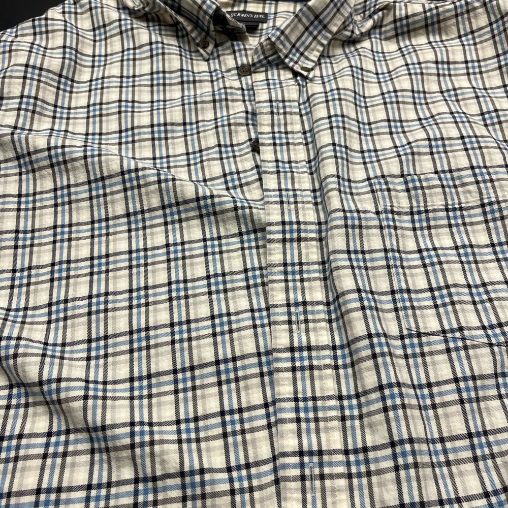 Men’s St. John’s Bay shirt - Size: XXL - Gently worn - Picture 6 of 10